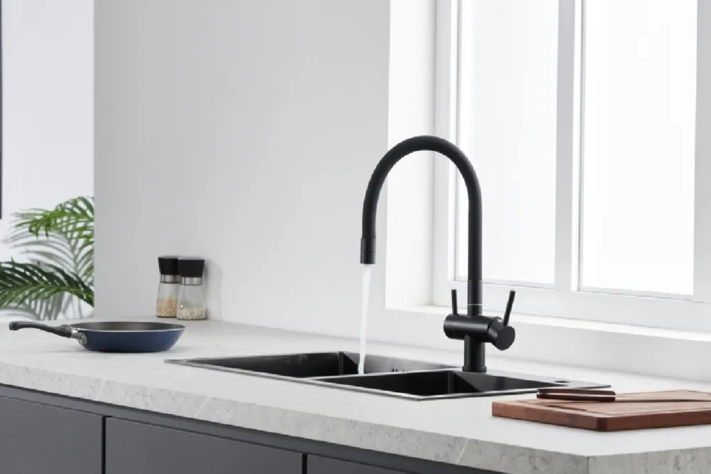 Детальное фото товара: Emar EC-3015 PVD Dark, смеситель, вороненая сталь