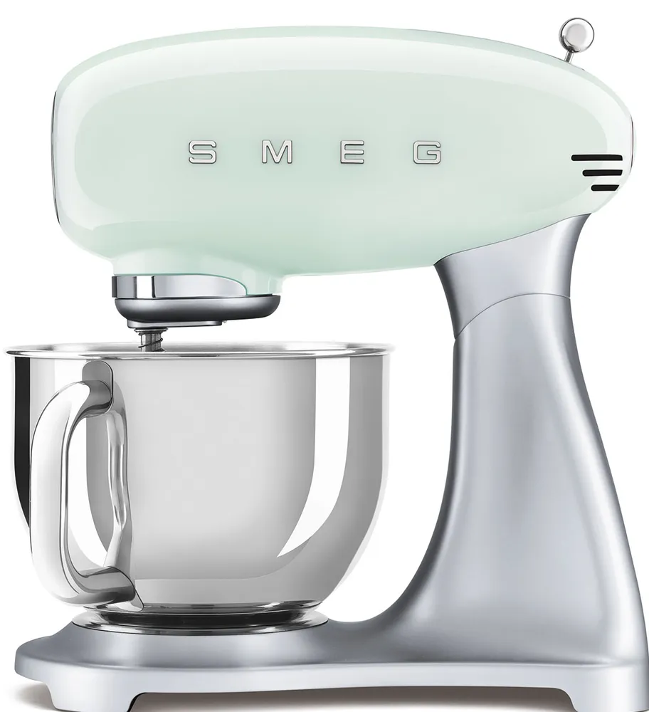 Детальное фото товара: Smeg SMF02PGEU