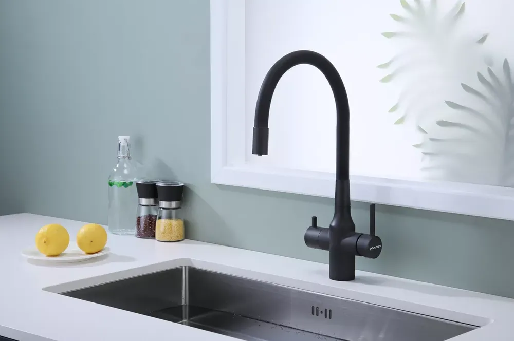 Детальное фото товара: Paulmark SALIX, смеситель, антрацит, черный шланг