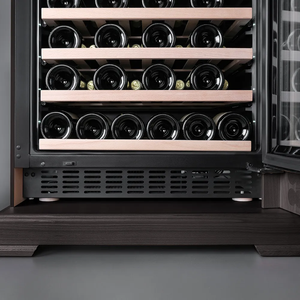 Детальное фото товара: Meyvel MV46PRO-KBT2 (Тёмный шоколад)