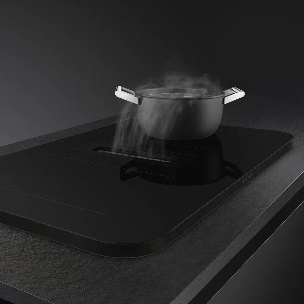Детальное фото товара: Smeg HHSL7844X индукционная поверхность