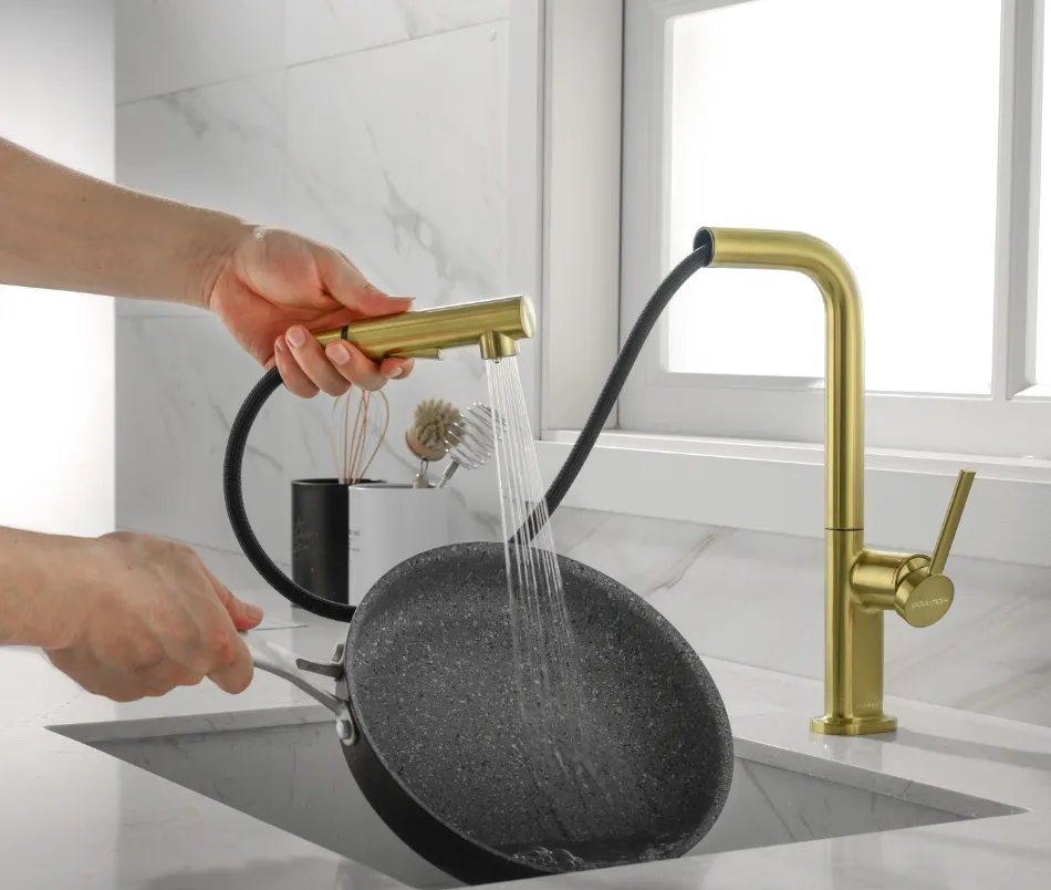 Детальное фото товара: Paulmark NEO, смеситель, брашированное золото