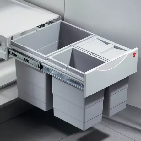 Детальное фото товара: Hailo Space Saving выдвижная мусорная система с 3 ведрами 18л, 8,5л, 8,5л с крышкой             