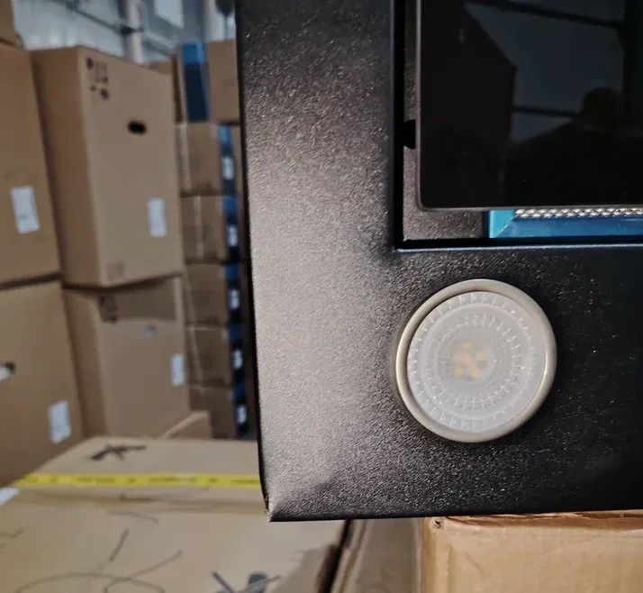 Детальное фото товара: Уценка DeLonghi COSETTA 710 NB