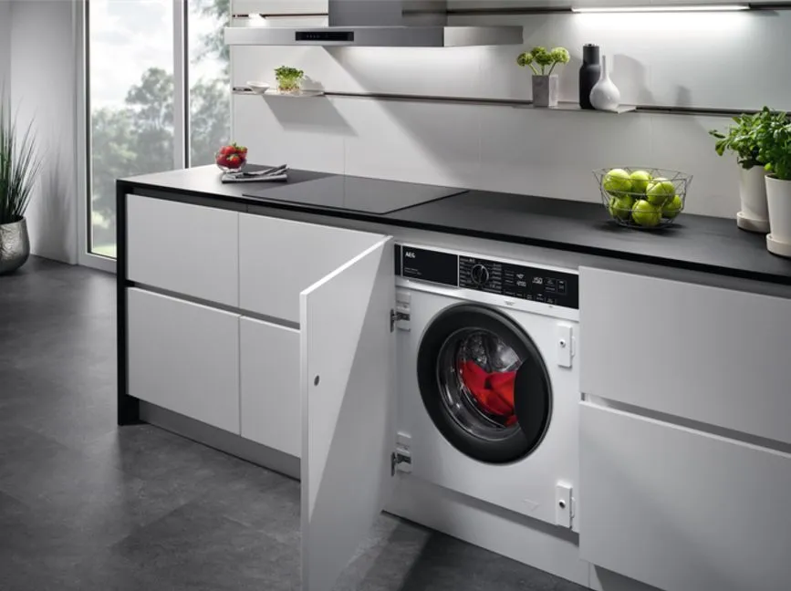 Детальное фото товара: AEG L7FNE48SI