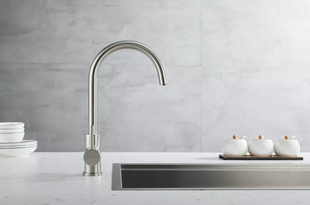 Детальное фото товара: Paulmark ESSEN, смеситель, брашированная сталь