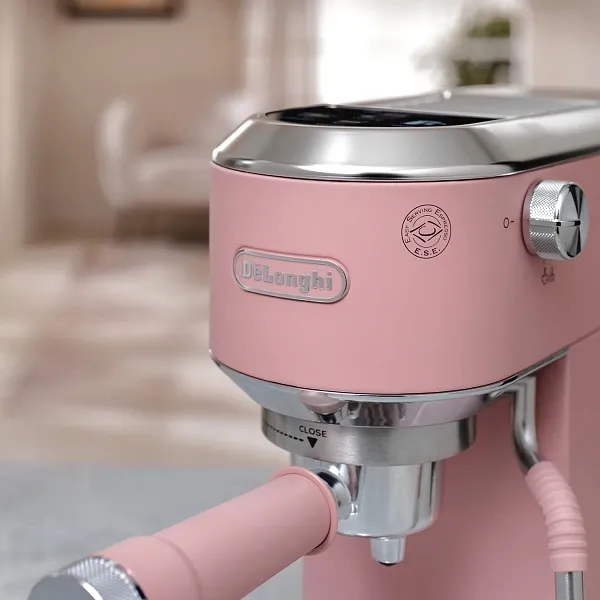 Детальное фото товара: DeLonghi EC890.PK