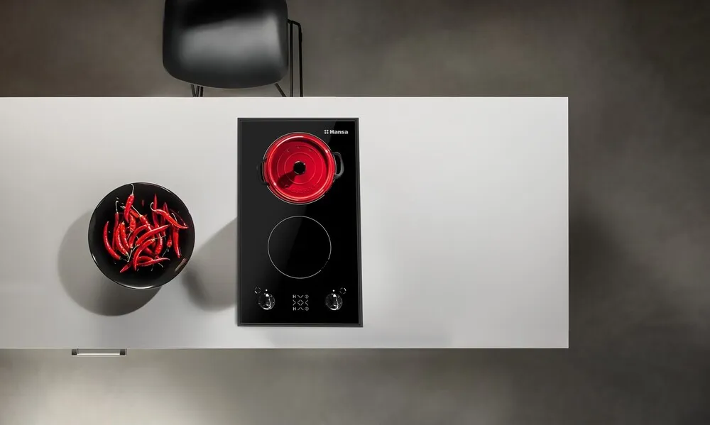 Детальное фото товара: Hansa BHCS38120030 стеклокерамическая поверхность