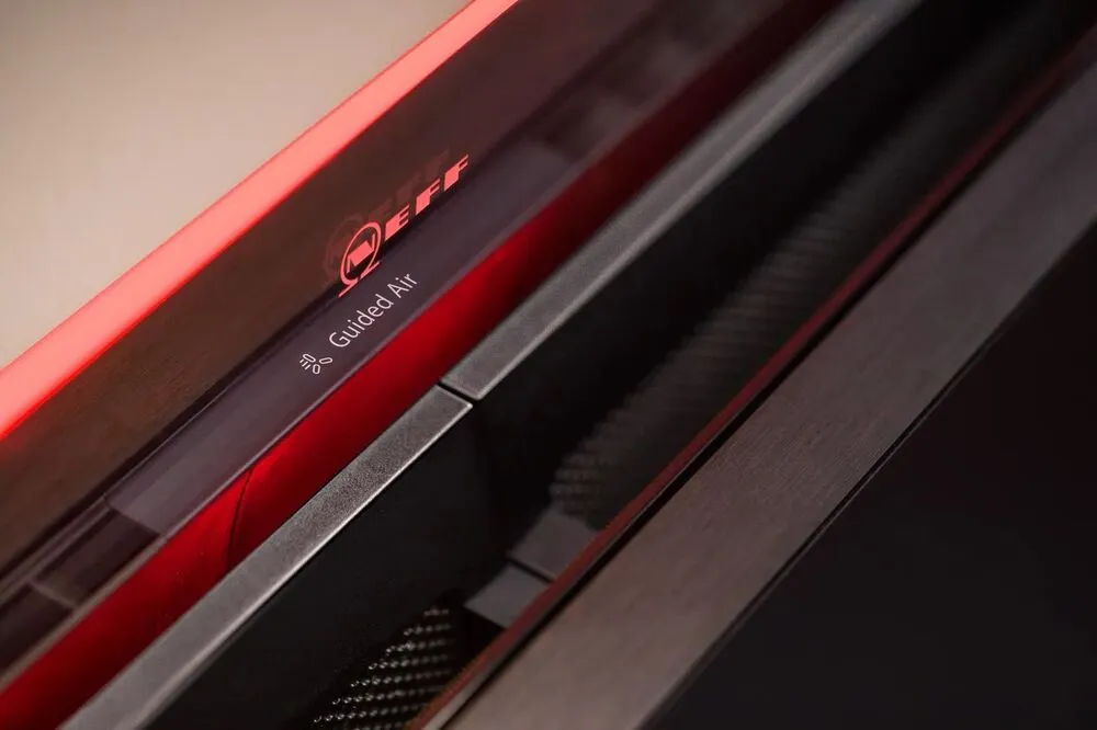 Детальное фото товара: NEFF I98WMM1Y7