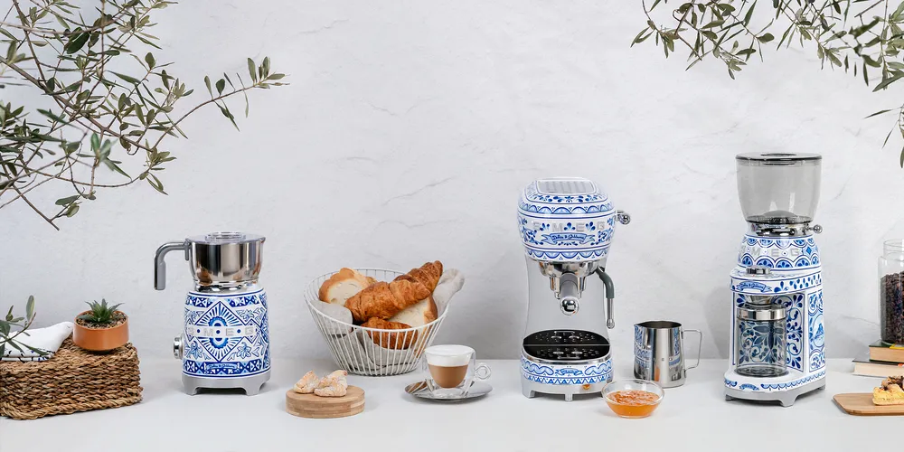 Детальное фото товара: Smeg ECF02DGBEU