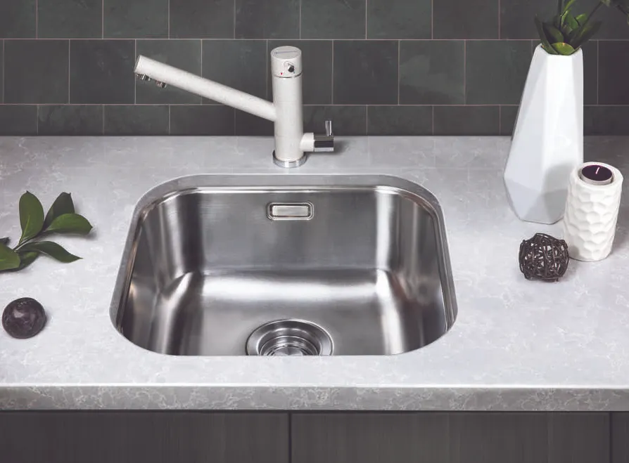 Детальное фото товара: Omoikiri Omi 44-U/IF-IN Quadro, мойка, нержавеющая сталь