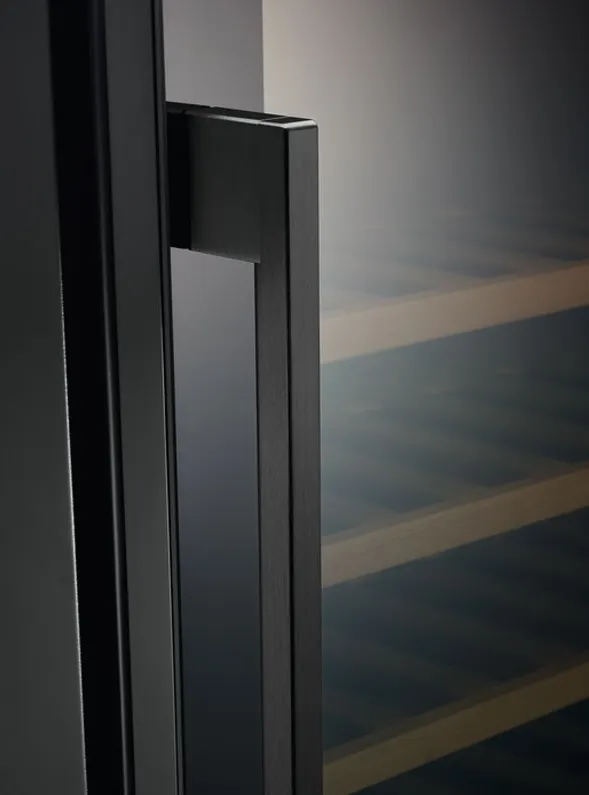 Детальное фото товара: Electrolux EWS4052B5B