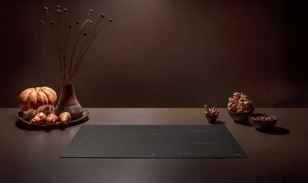 Детальное фото товара: Falmec PIANO INDUZIONE BLACK MATT 90x51 индукционная поверхность