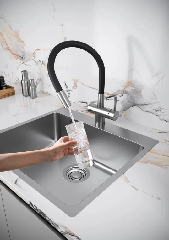 Детальное фото товара: KUCHENSTERN FLEX-FE, смеситель, нержавеющая сталь