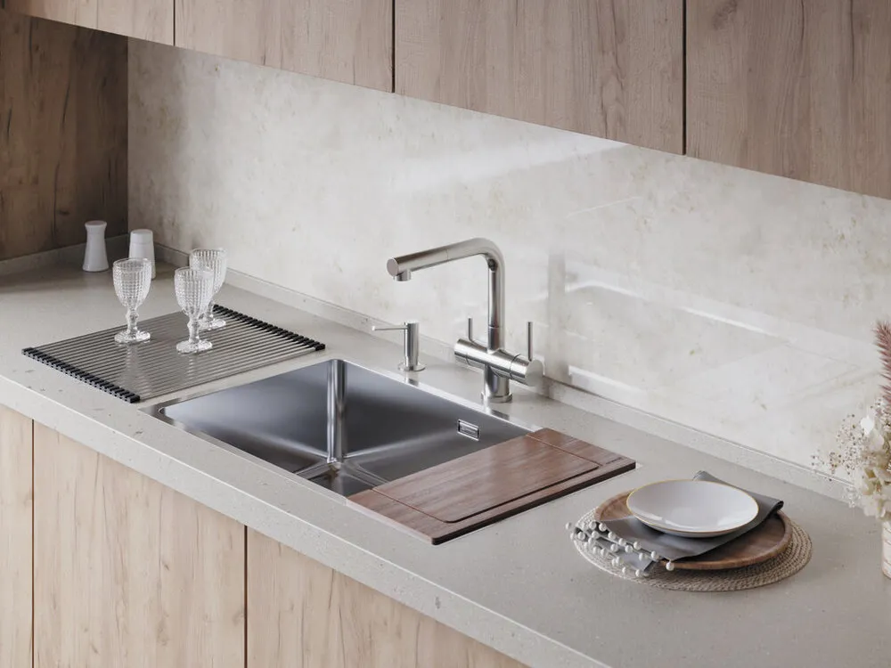 Детальное фото товара: Omoikiri Разделочная доска CB-05-Wood-M