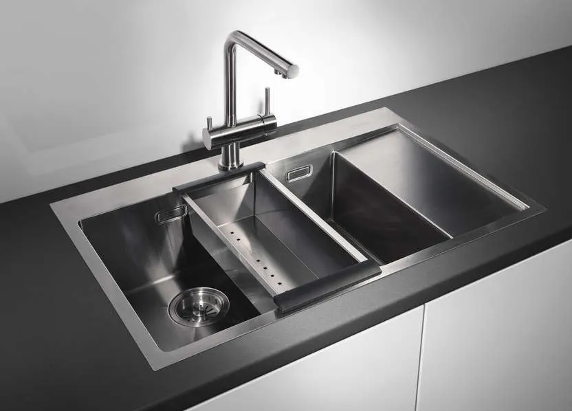 Детальное фото товара: Omoikiri CO-02-PVD-LG, коландер, нержавеющая сталь/светлое золото