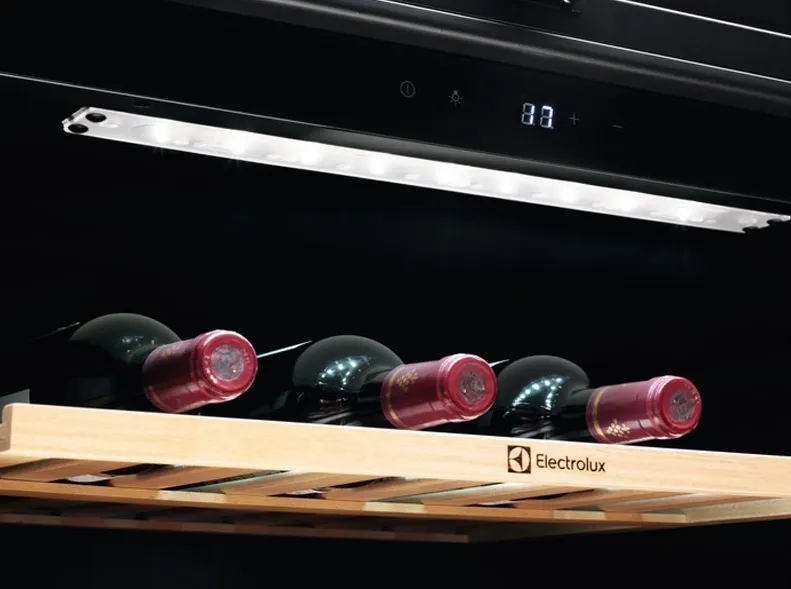 Детальное фото товара: Electrolux EWS4052B5B