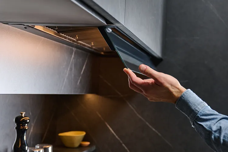 Детальное фото товара: Falmec VIRGOLA NO-DROP TOUCH 90 BLACK