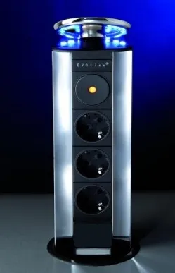 Фото товара: EVOLINE Port Standart, 3 эл. розетки, нержавеющая сталь, подсветка крышки синими светодиодами