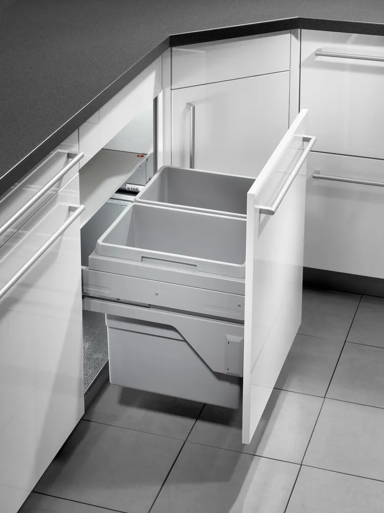 Детальное фото товара: Hailo Euro Cargo-S выдвижная мусорная система система с 2 контейнерами по 30 л