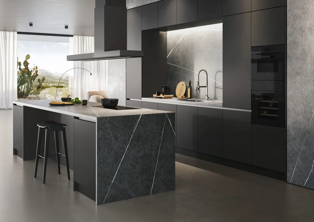 Детальное фото товара: ELICA HAIKU ISLAND BL/A/120