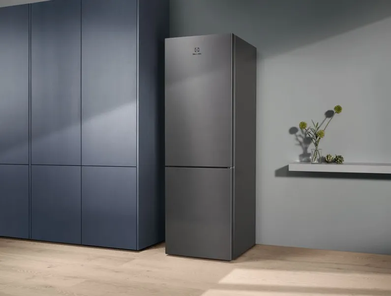 Детальное фото товара: Electrolux LNT5ME32U1