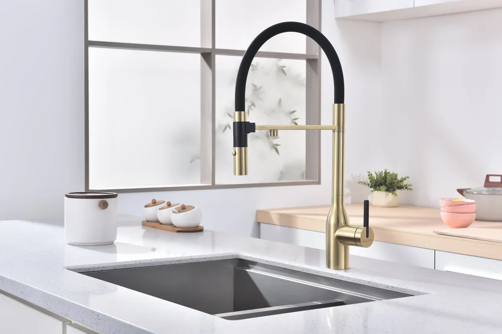 Детальное фото товара: Paulmark Magneto One, смеситель, светлое золото