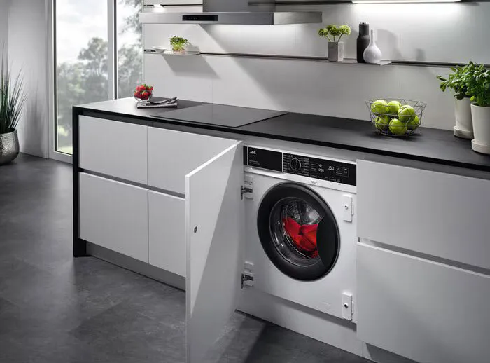 Детальное фото товара: AEG L7WBE68SI