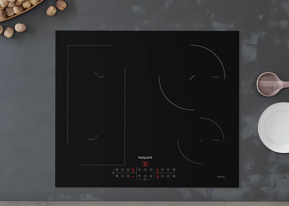 Детальное фото товара: Hotpoint HB 1560B NE индукционная поверхность