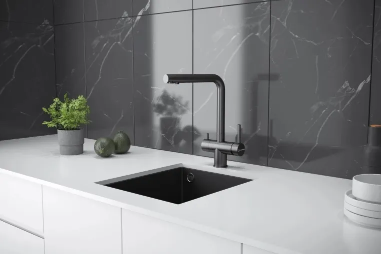 Детальное фото товара: KUCHENSTERN FOKUS-FS, смеситель, нержавеющая сталь, вороненая сталь