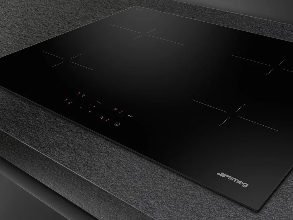 Детальное фото товара: Smeg SE264TD1 стеклокерамическая поверхность