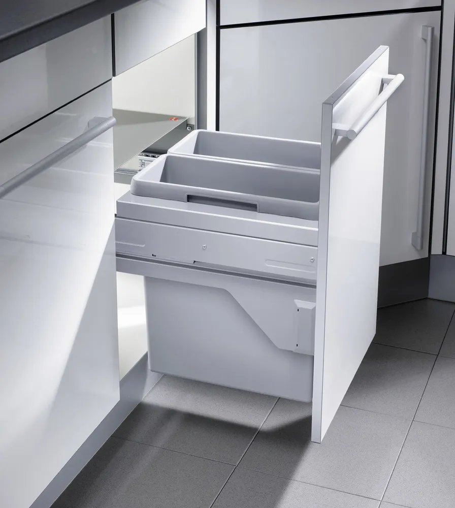 Детальное фото товара: Hailo Euro Cargo-S выдвижная мусорная система система с 2 контейнерами по 19 л