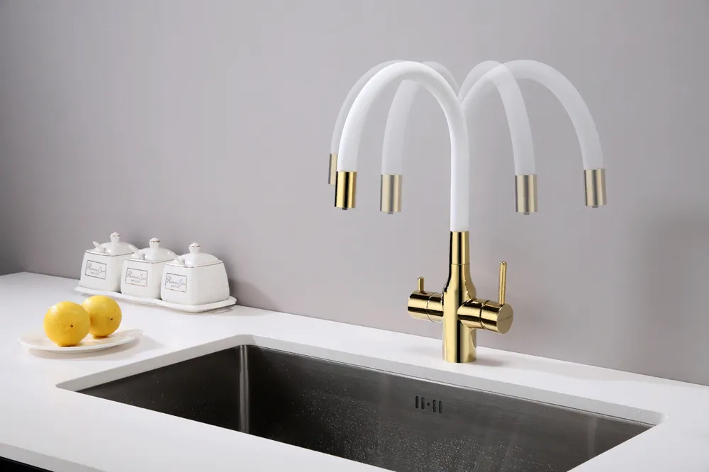 Детальное фото товара: Paulmark SALIX, смеситель, золото, белый шланг