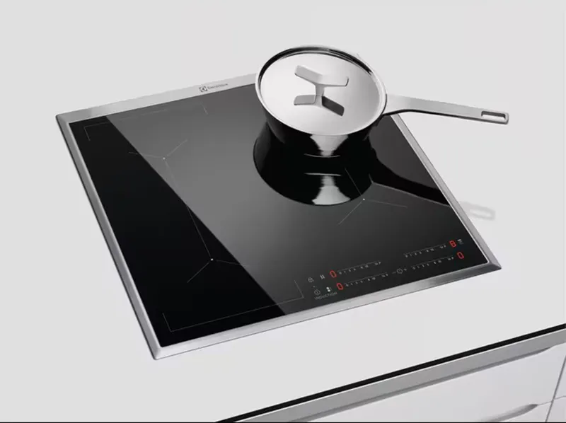 Детальное фото товара: Electrolux EIV6340X индукционная поверхность
