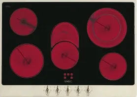 Детальное фото товара: Smeg P875PO стеклокерамическая поверхность