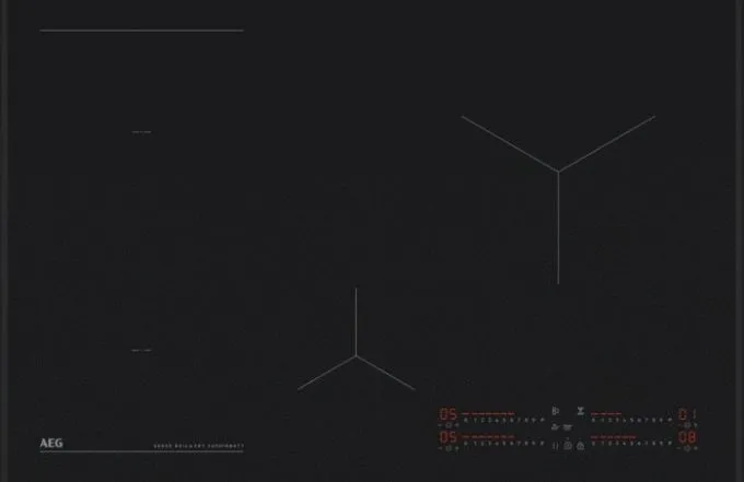 Фото товара: AEG NII84B30AZ индукционная поверхность