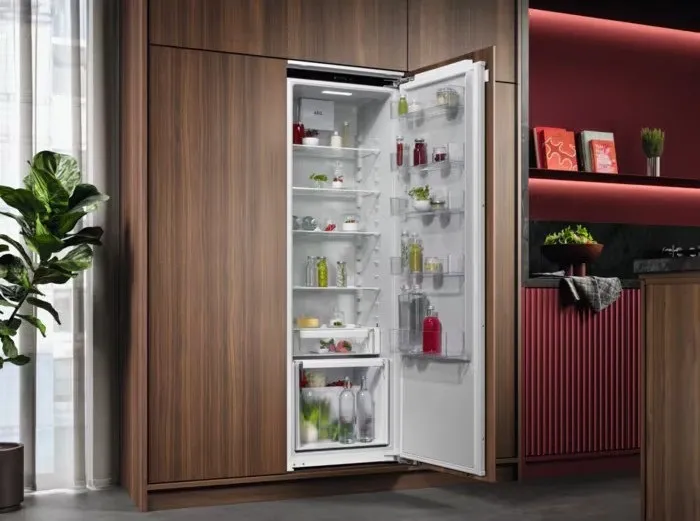 Детальное фото товара: AEG TK6DS181EC