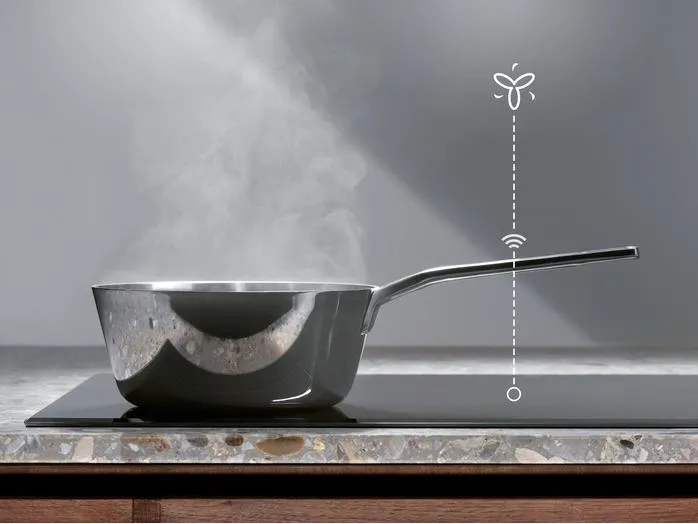 Детальное фото товара: Electrolux CIR60433 индукционная поверхность