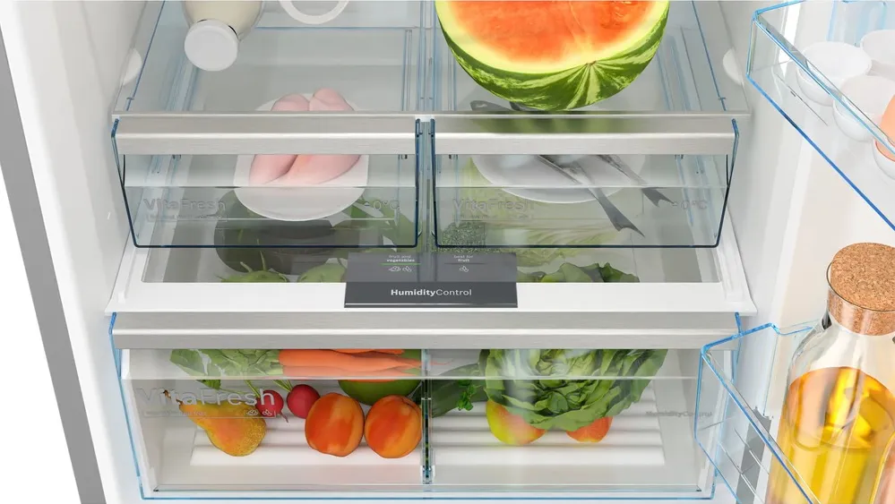 Детальное фото товара: Bosch KGN76CI30U