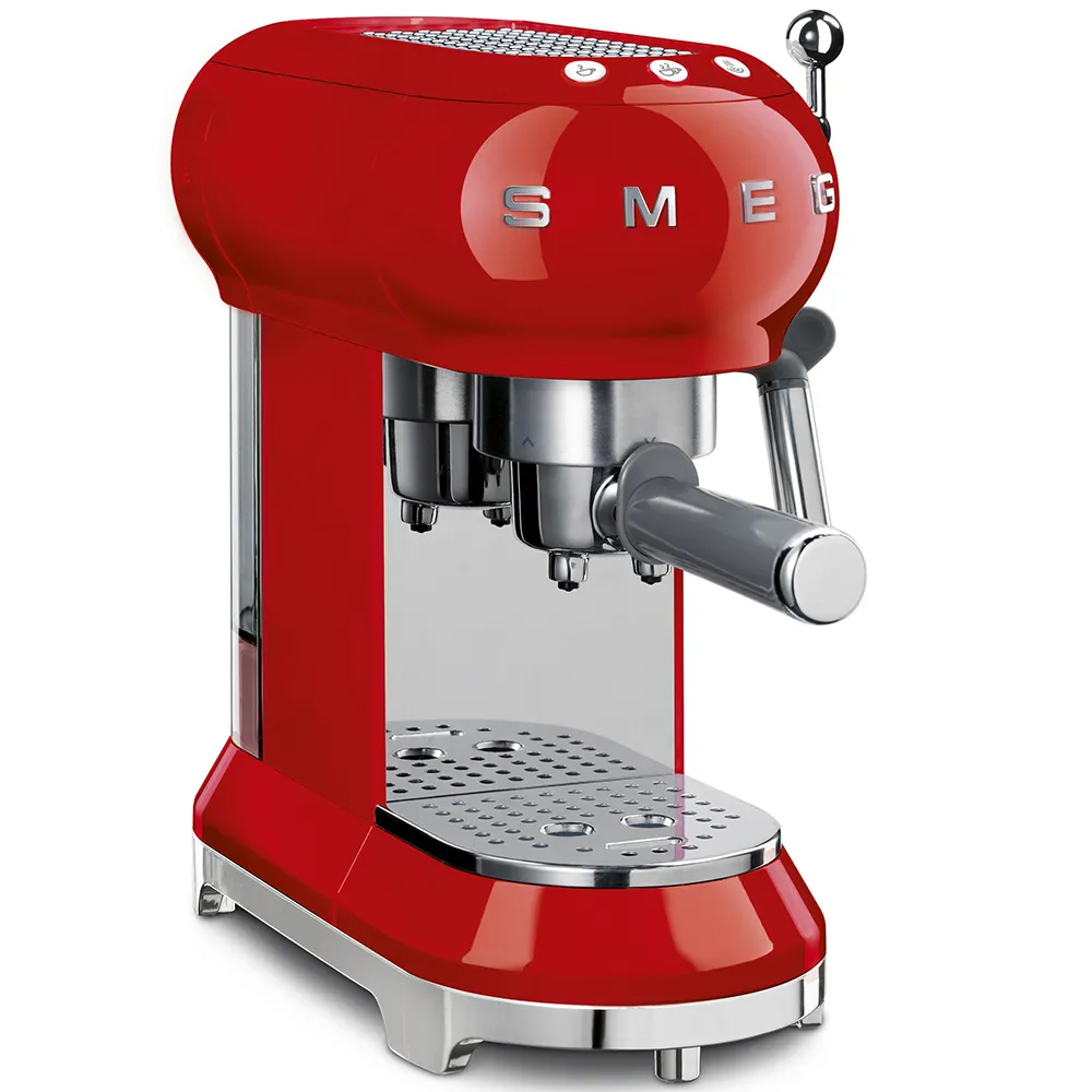 Фото товара: Smeg ECF01RDEU Витринный образец