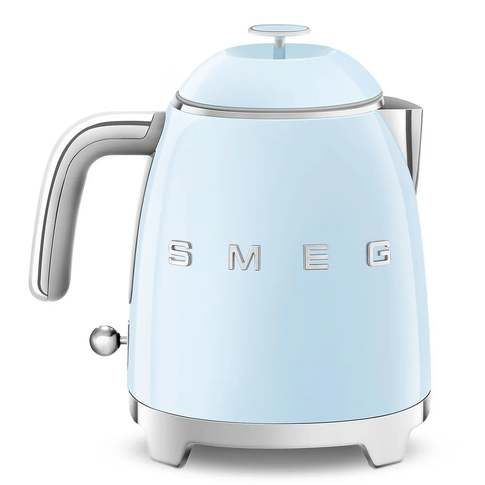 Фото товара: Smeg KLF05PBEU электрический чайник