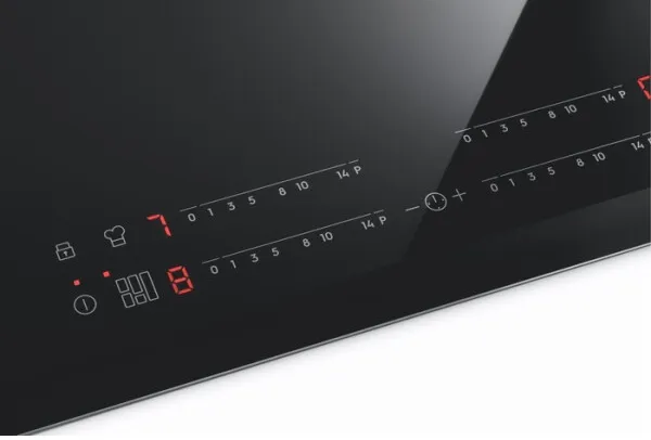 Детальное фото товара: Electrolux EIT61443B индукционная поверхность