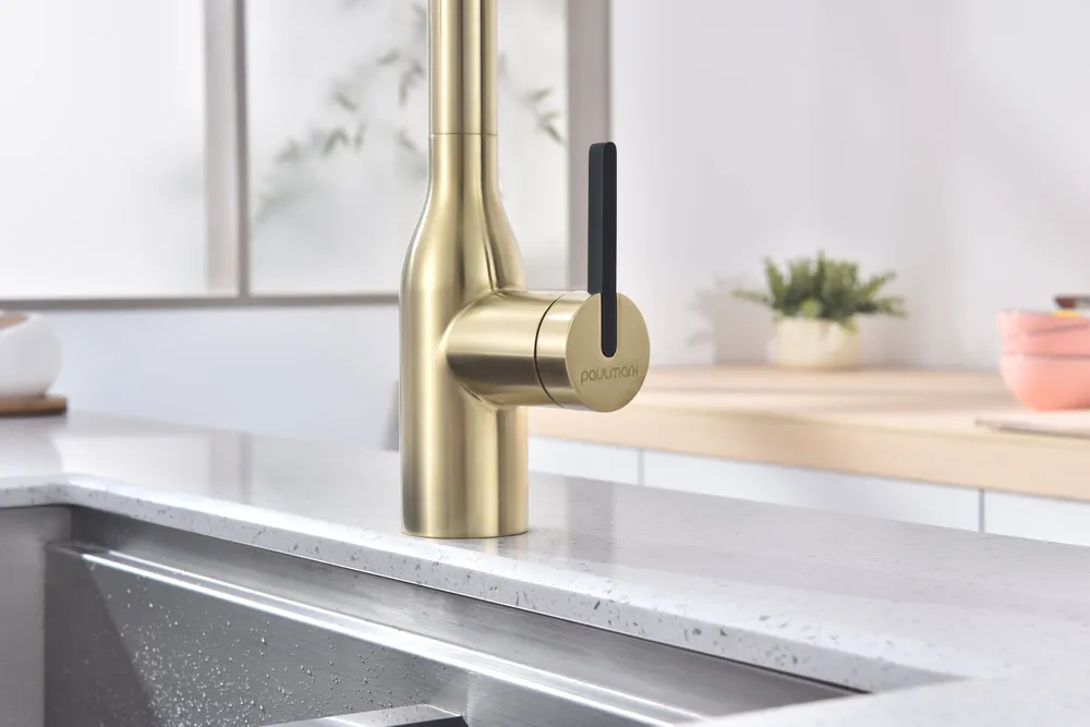 Детальное фото товара: Paulmark Magneto One, смеситель, светлое золото