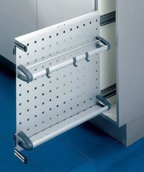 Фото товара: Hailo Vario выдвижная система в шкаф с выдвижным фасадом от 150 мм