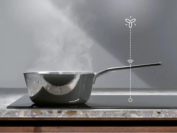 Детальное фото товара: Electrolux EIS62443 индукционная поверхность