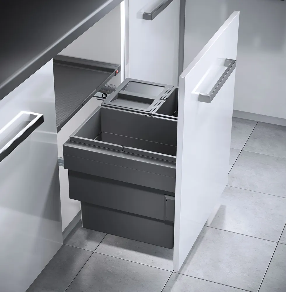 Фото товара: Hailo Cargo Synchro выдвижная мусорная система с 3 ведрами 28л, 13л, 13л с крышкой