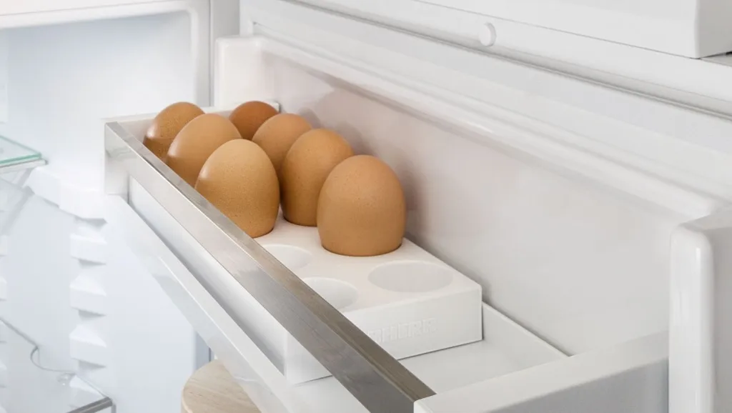 pure_eggtray.jpg pure_eggtray.jpg