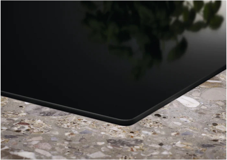 Детальное фото товара: Electrolux LIT30230C индукционная поверхность