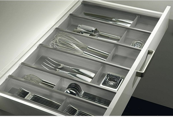 Детальное фото товара: Ninka Cuisio Aqua 900, Innotech Hettich, лоток для столовых приборов, графит