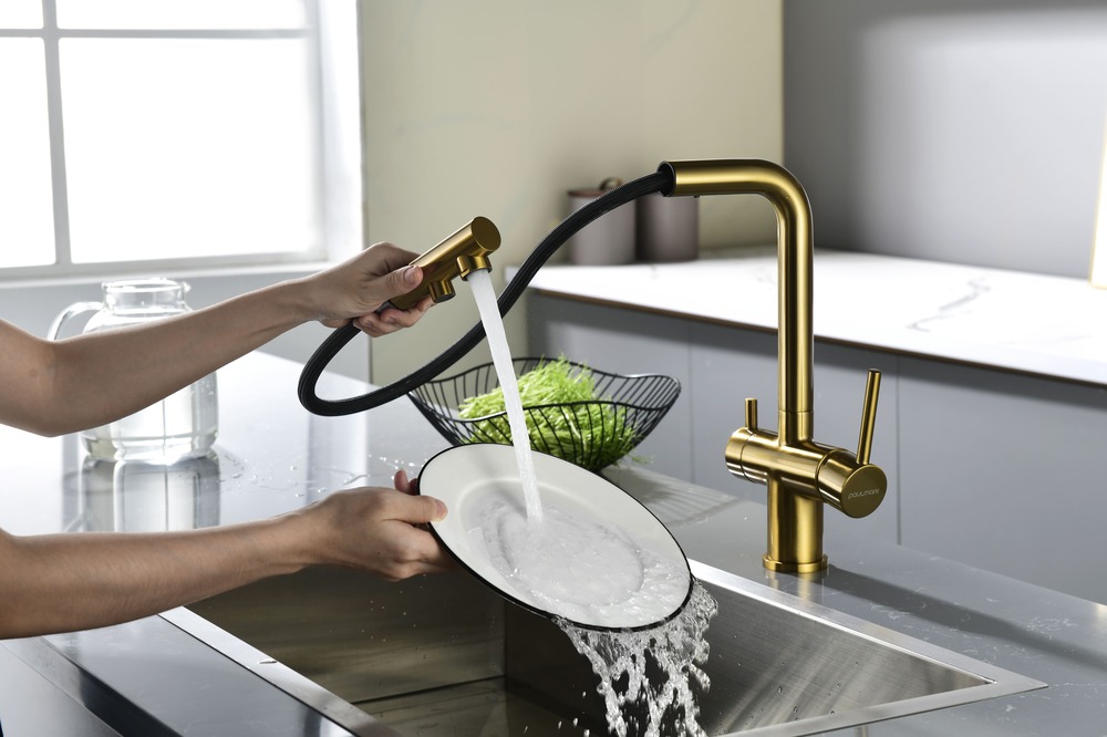 Детальное фото товара: Paulmark SERPENTINE, смеситель, брашированное золото